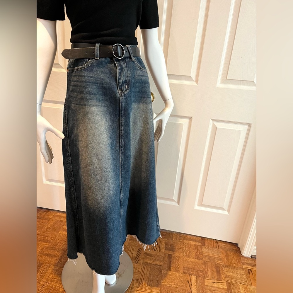 Vintage long Denim Skirt.